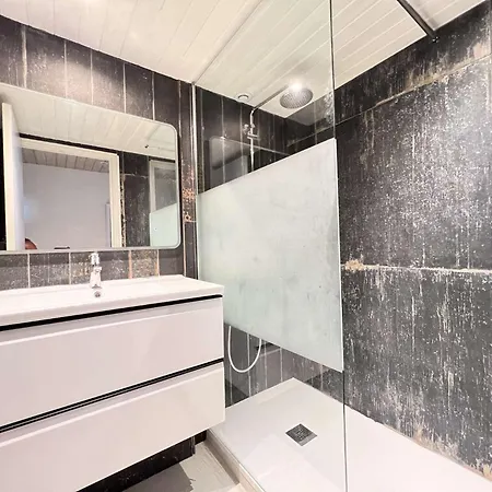 Charmante Face A La ! *